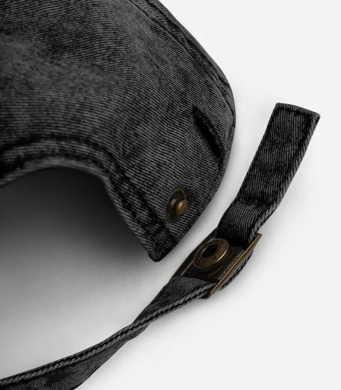 P ZERO Cap